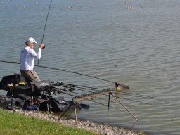 1006_Klub_Feeder_OB__145