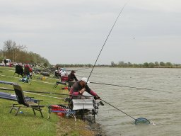 250418_egyeniob040