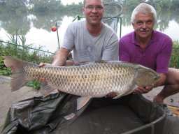 Amurok a Horesnyi tanyán -Robi és Pali bácsi 20 kg