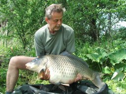 Stuhl Endre 20,8kg Atka